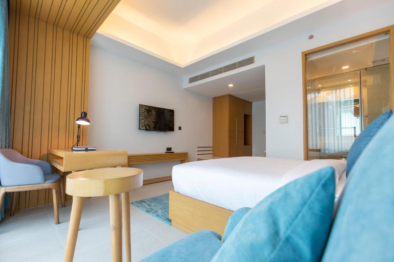 Hotel Siraichuli Chitwan Bagian luar foto
