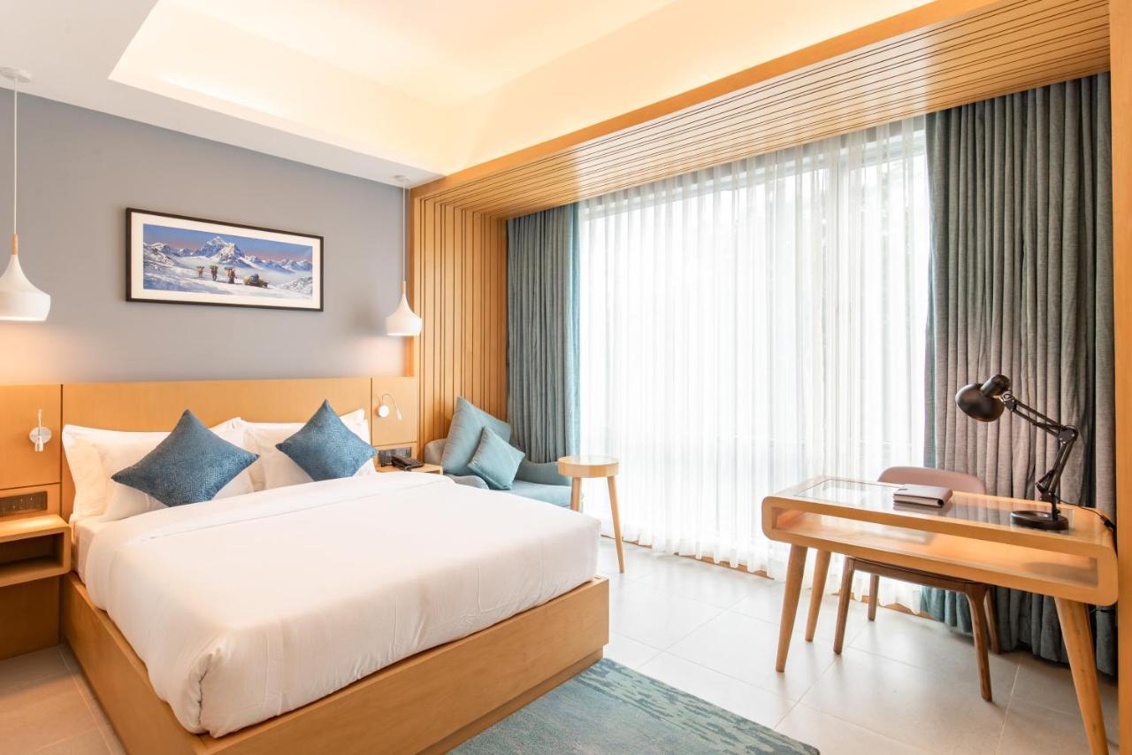 Hotel Siraichuli Chitwan Bagian luar foto