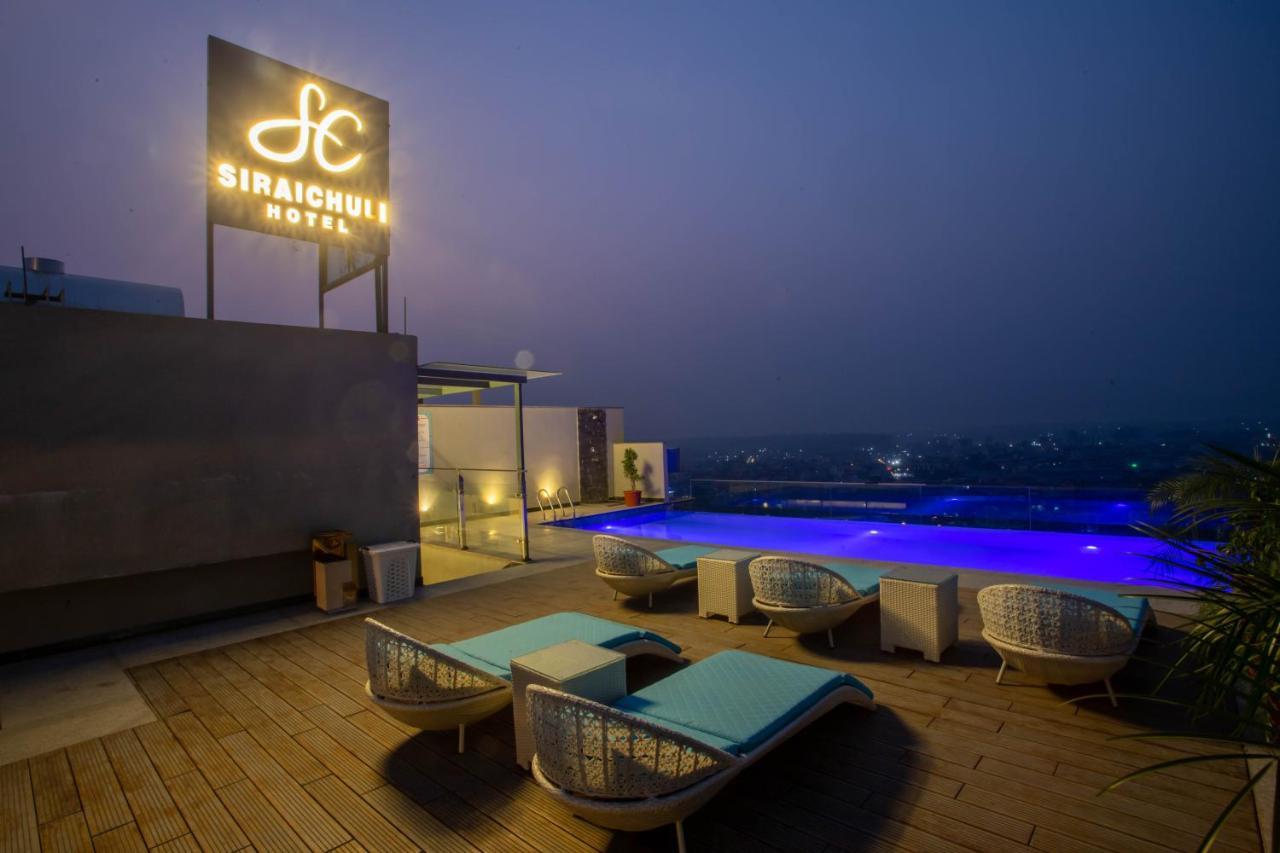 Hotel Siraichuli Chitwan Bagian luar foto