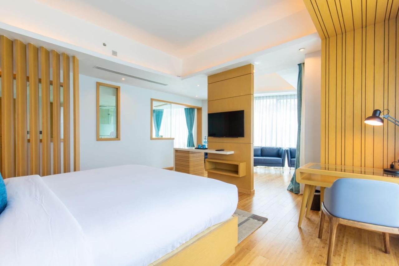 Hotel Siraichuli Chitwan Bagian luar foto